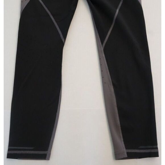 Athleta ZX6WQ Women's Sz M Black/Gray Cropped Athletic Leggings - Picture 6 of 8